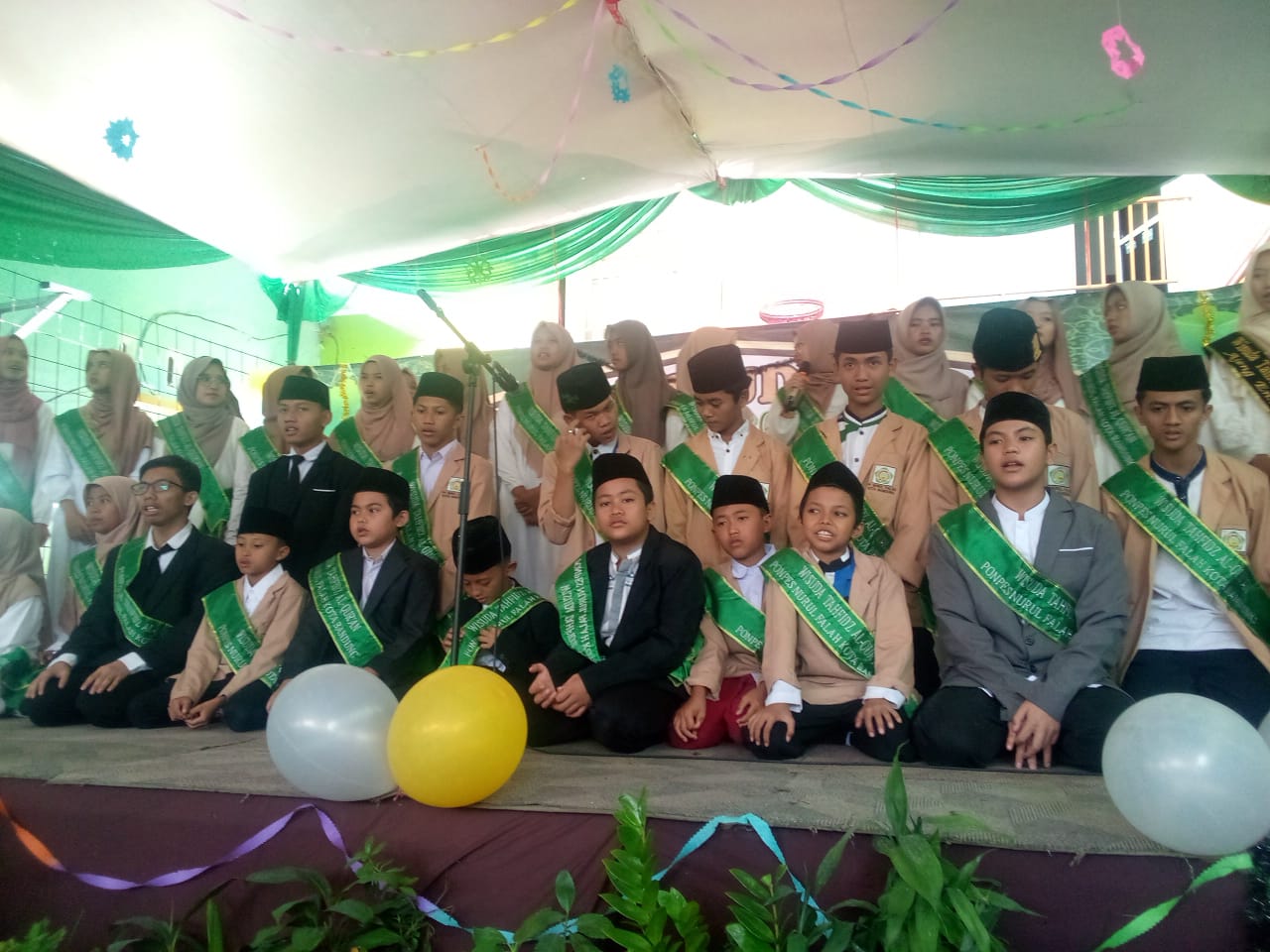 Kegiatan belajar santri